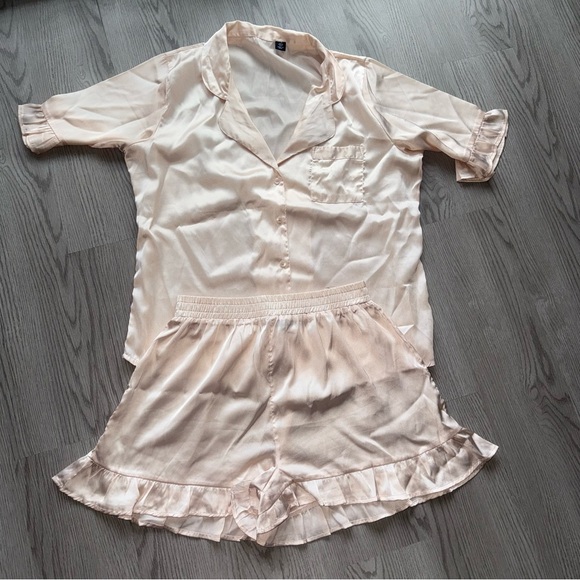 Satin Ruffle Short Pajama Set - Picture 5 of 7